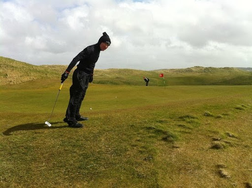 Chơi golf trong thời tiết gió lớn