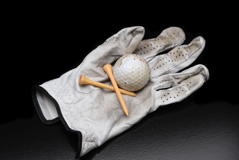 Cách vệ sinh găng tay đánh Golf hiệu quả nhất
